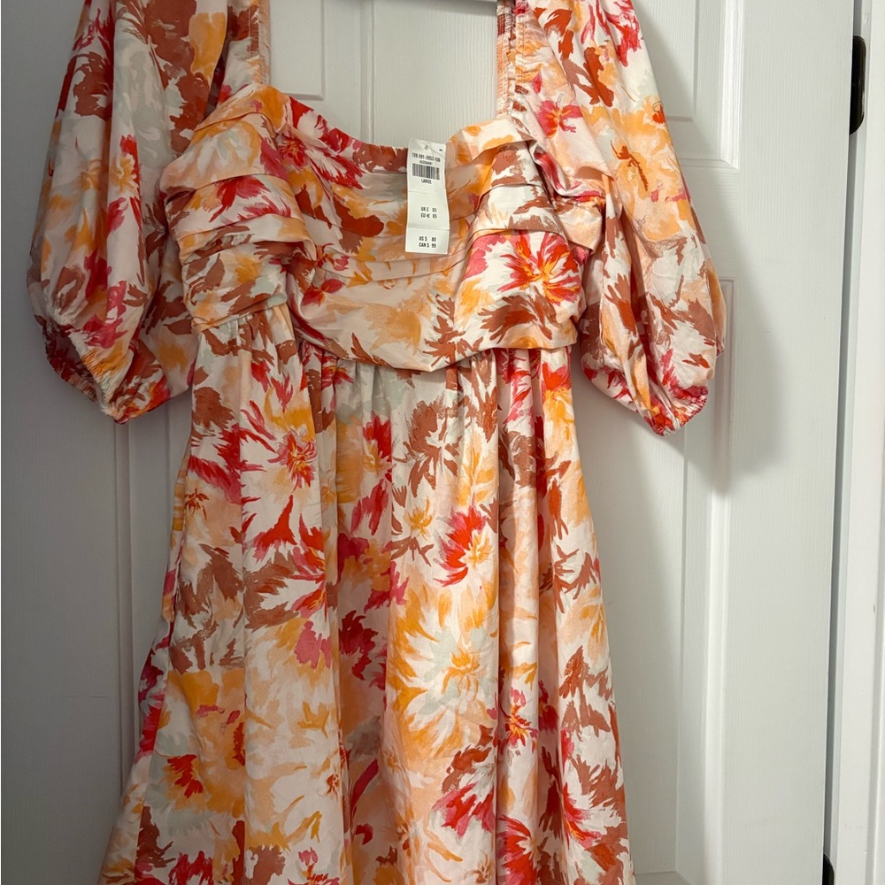 Abercrombie & Fitch Floral Puff-Sleeve Mini Dress in Peach, Coral & Cream